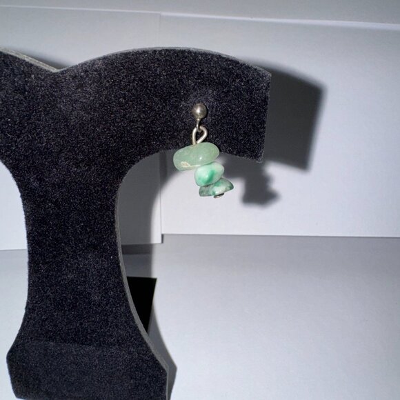 Green Aventurine Post Earrings - Picture 4 of 13
